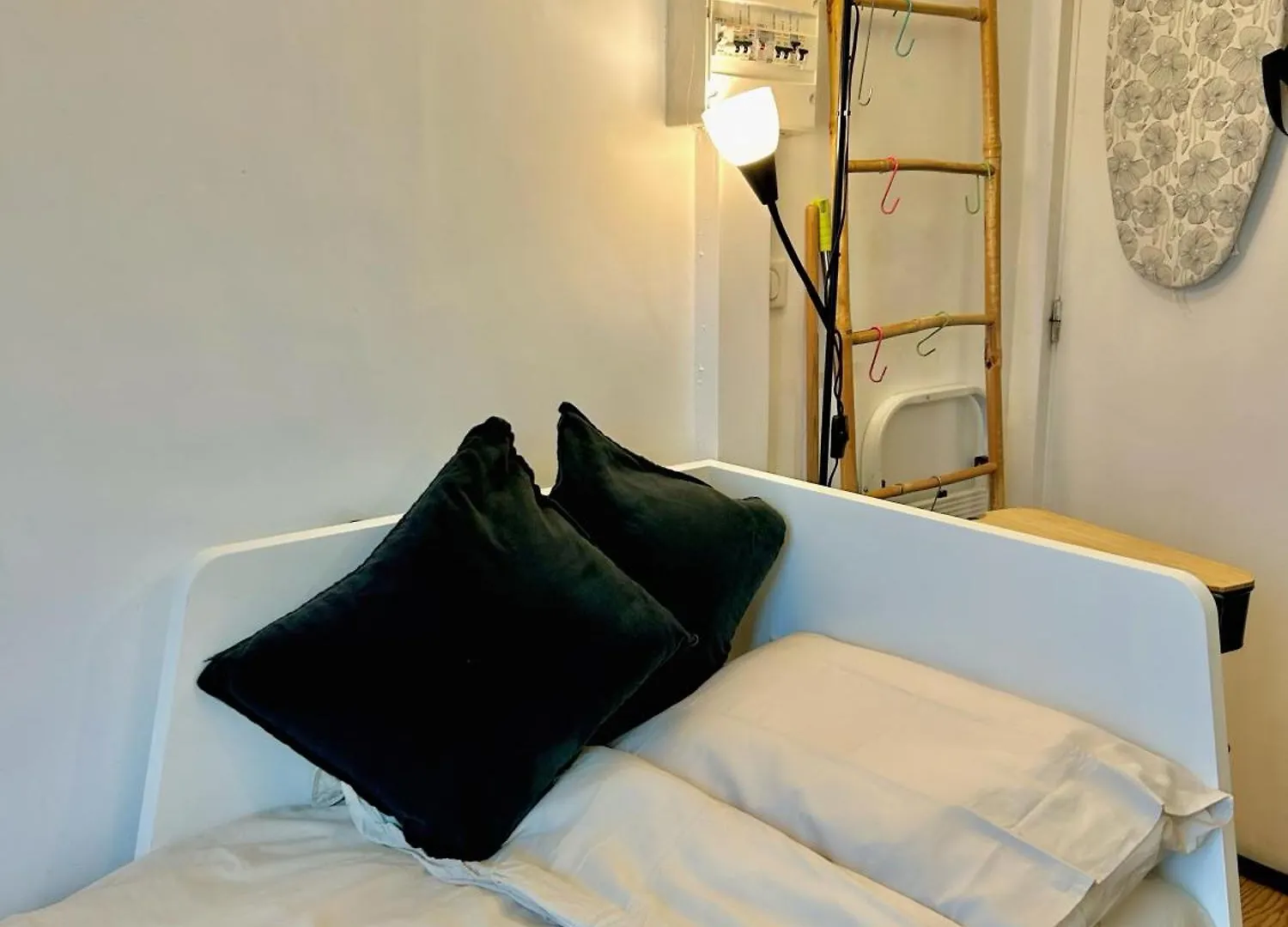 Belleville Nest Apartment *